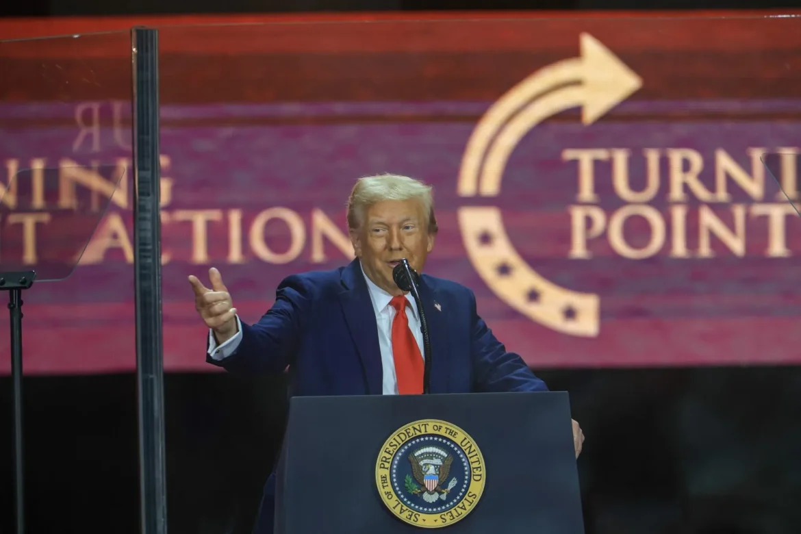 donald-trump-inmormantare-charlie-kirk_4fpwO.webp.webp